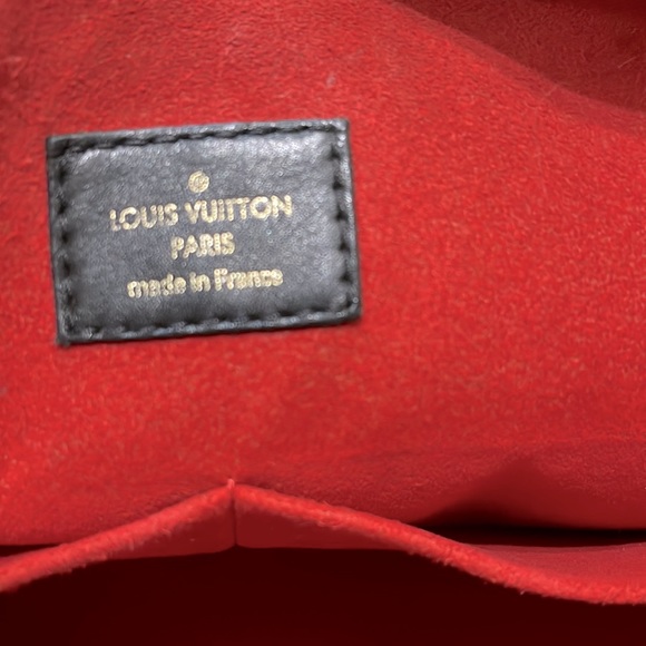 LOUIS VUITTON 
Tuileries Monogram Canvas Shoulder Bag Caramel - Picture 6 of 10